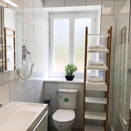 Apartment Le Solea 100m2 Climatise Parking Proche Sanctuaires