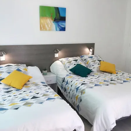 Le Solea 100m2 Climatise Parking Proche Sanctuaires Apartmán *